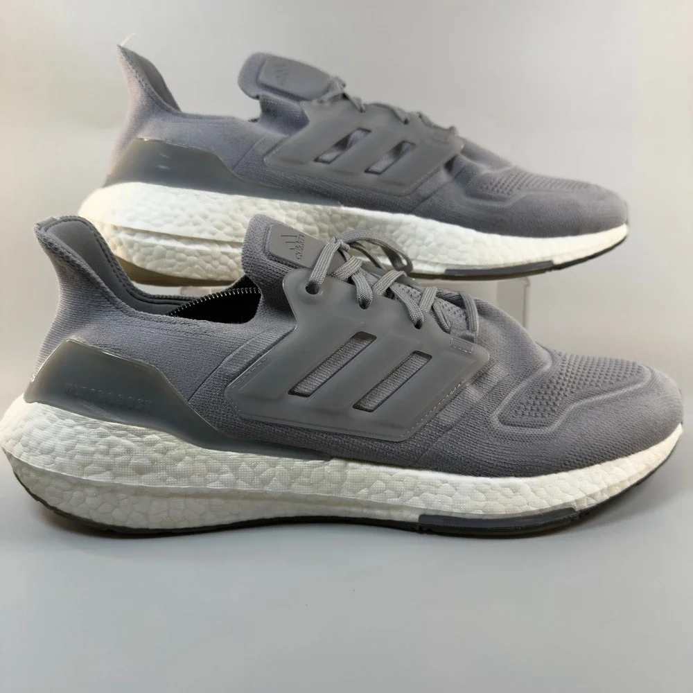Adidas Ultraboost 22 Mens 14 Running Shoes Gray White Lace Up Low Sneakers Boost